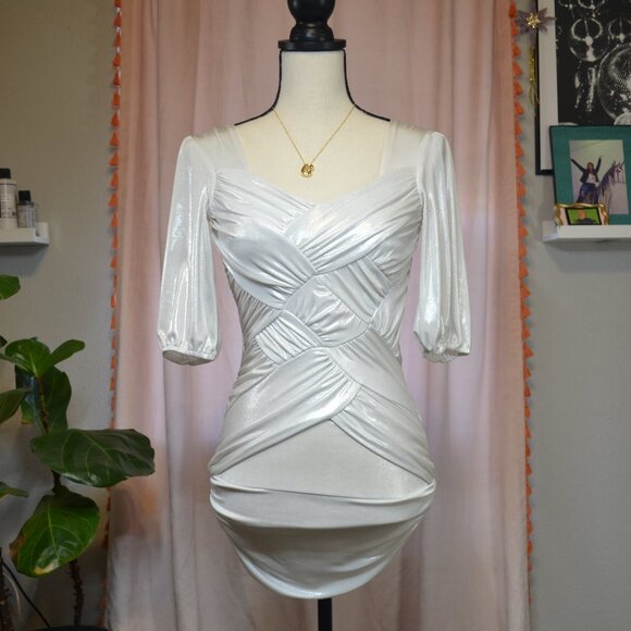 Bebe Vintage Metallic White Ruched Mini Dress Sz. XXS - Picture 1 of 5